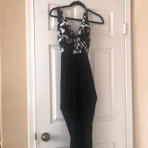 Stunning black and white top evening dress